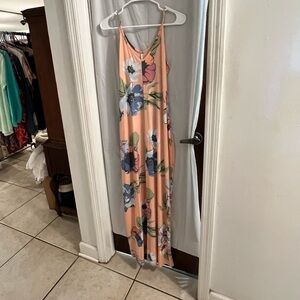 5 besties peach floral maxi dress size s